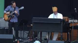 Dr Lonnie Smith Trio  Charlie Parker Jazz Festival 2015 [upl. by Llirrem49]