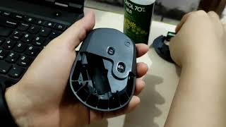 Scroll mouse logitech M170 rusak Coba perbaiki dengan cara dibersihkan saja [upl. by Chemash61]