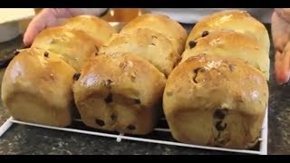 Sweet Molasses Raisin Bread  Traditional Newfoundland  Bonitas Kitchen [upl. by Ylac30]