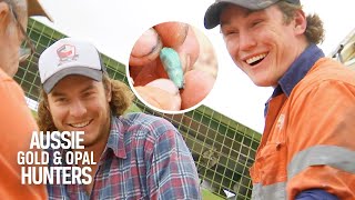 The Cheals Finally Hit The Jackpot  Outback Opal Hunters [upl. by Eilrahs357]